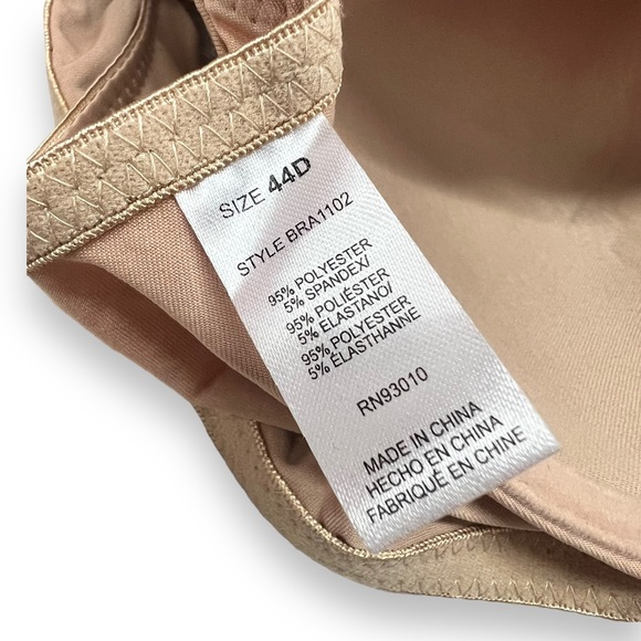 NEW 4 Piece Bra Bundle - Bobbie & Brooks Moulded Spacer Bra Women’s Size 44D - Picture 4 of 16